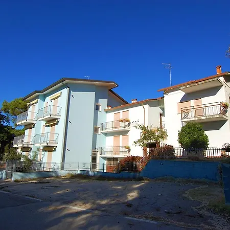Apartment In 24951